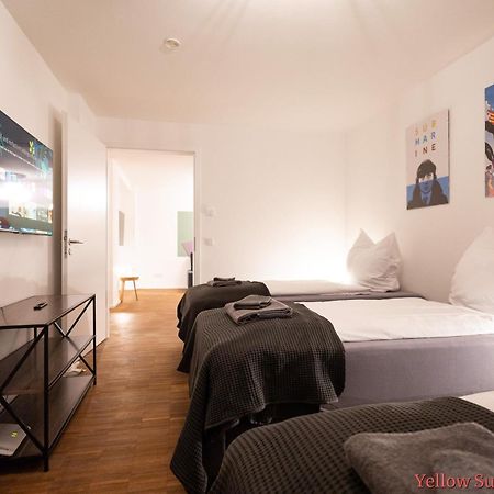 Ko-Living - Beatles Und Banksy Suites & Studios Am Eselsbrunnen - Altstadt - Kueche Halle  Exterior foto