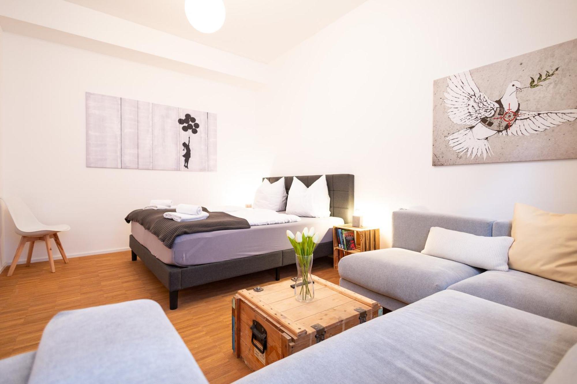 Ko-Living - Beatles Und Banksy Suites & Studios Am Eselsbrunnen - Altstadt - Kueche Halle  Exterior foto